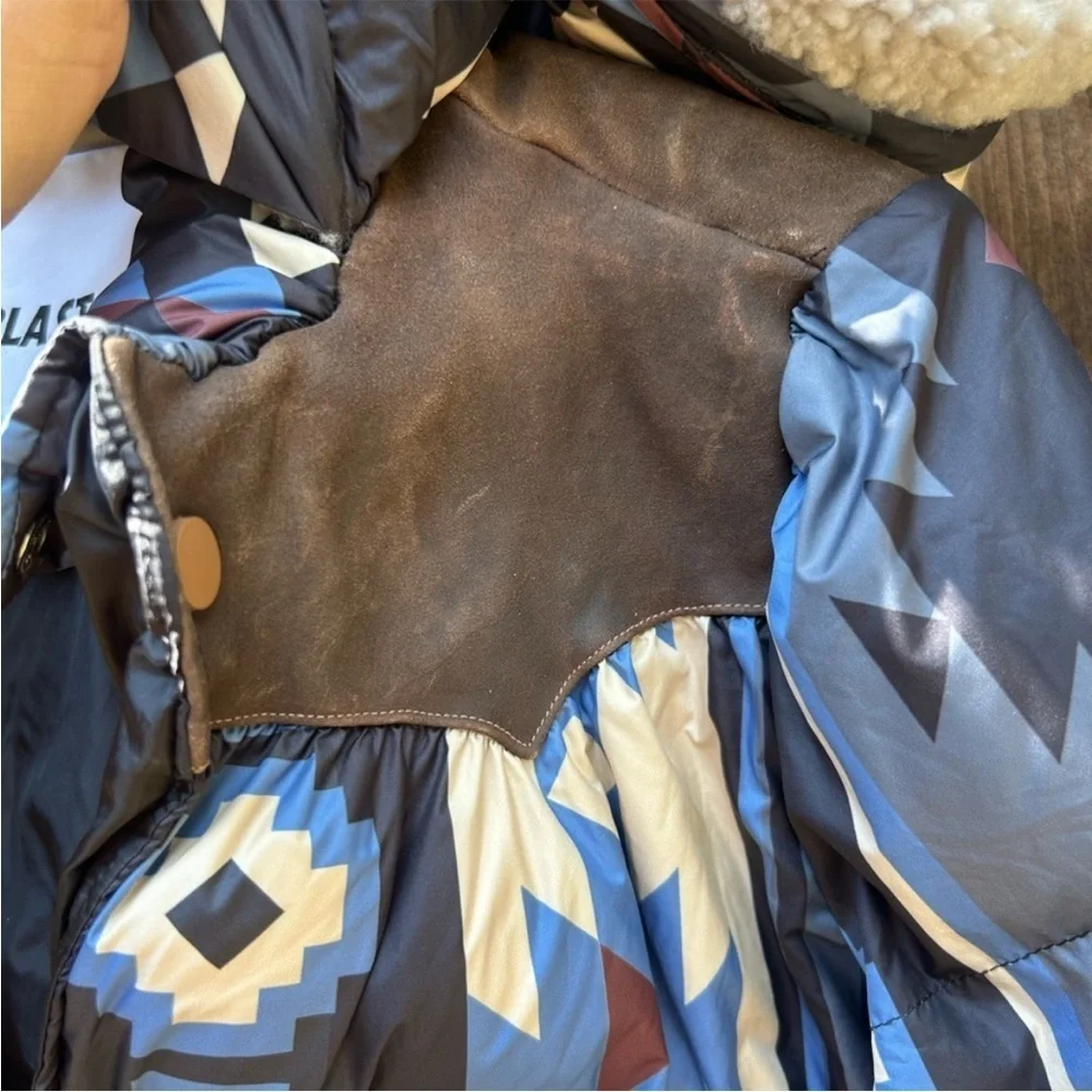Blast Off Blue Aztec Patterned Men's Puffer Coat - Picture 5 of 13